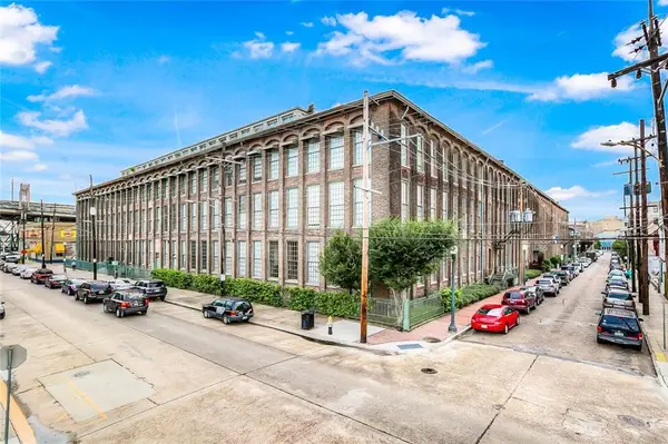 920 Poeyfarre Street #354, New Orleans, LA 70130