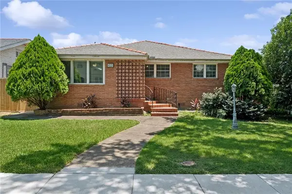 6525 General Diaz Street, New Orleans, LA 70124