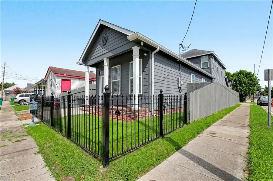 936 6th Street, Gretna, LA 70053 - #3
