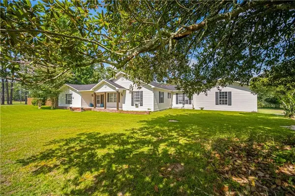 246 Country Club Road, Leesville, LA 71446