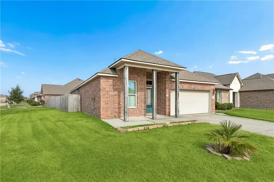 101 E Lake Court, Slidell, LA 70461 - #3