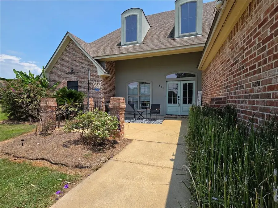 327 Fulton Road, Natchitoches, LA 71457 - #2