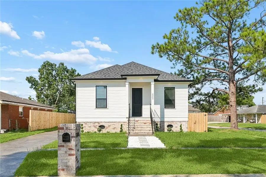 2205 Congressman Hebert Street, Chalmette, LA 70043 - #2