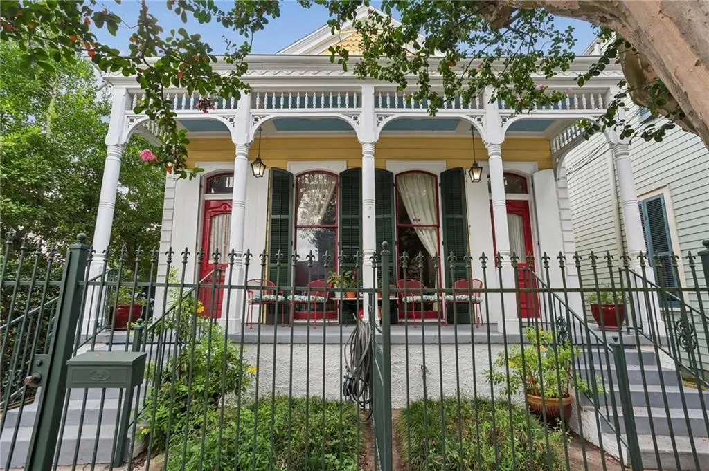 2221 23 Laurel Street, New Orleans, LA 70130 - #1