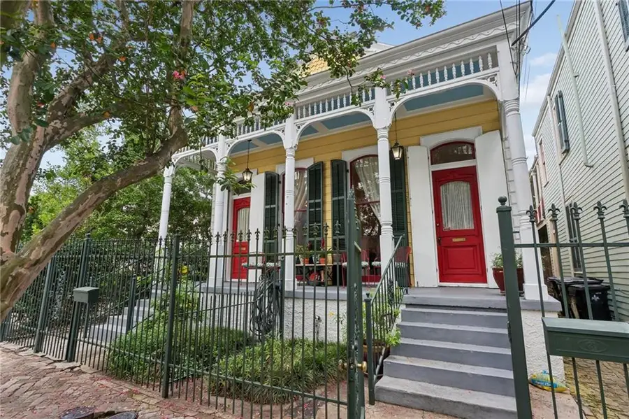 2221 23 Laurel Street, New Orleans, LA 70130 - #2