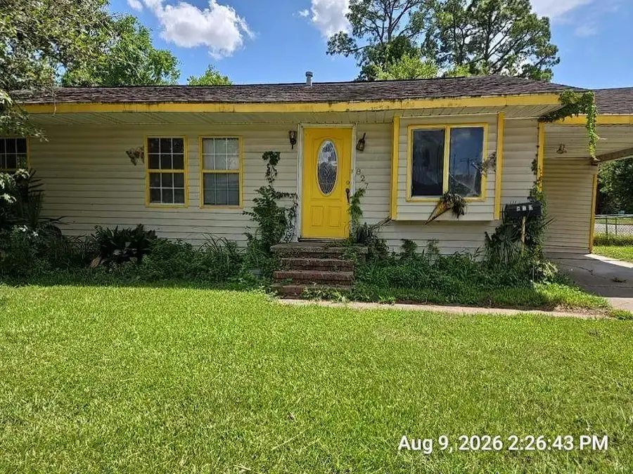 827 W Grolee Street, Opelousas, LA 70570 - #3