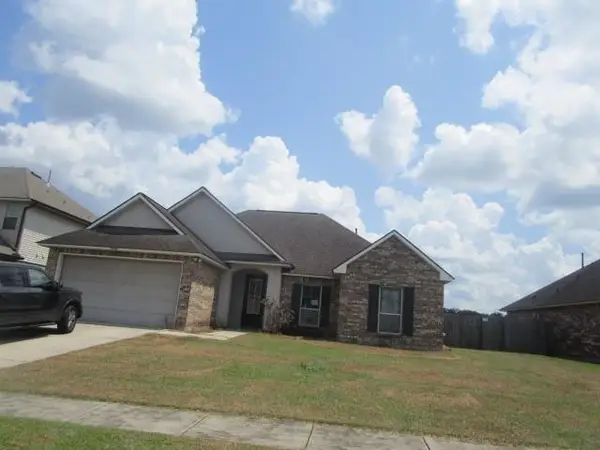 17668 Feather Ridge Drive, Prairieville, LA 70769