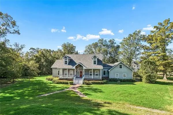 301 Shady Oak Lane, Mandeville, LA 70471