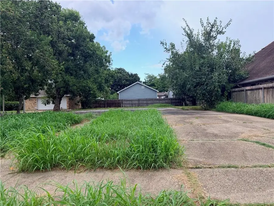 4609 Lafon Drive, New Orleans, LA 70126 - #2