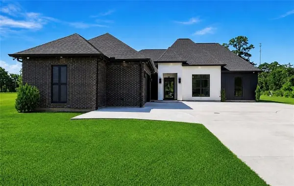 29638 Prokop Road, Albany, LA 70711