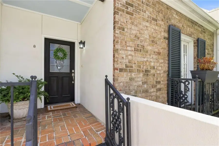1129 Jackson Avenue #8, New Orleans, LA 70130 - #3