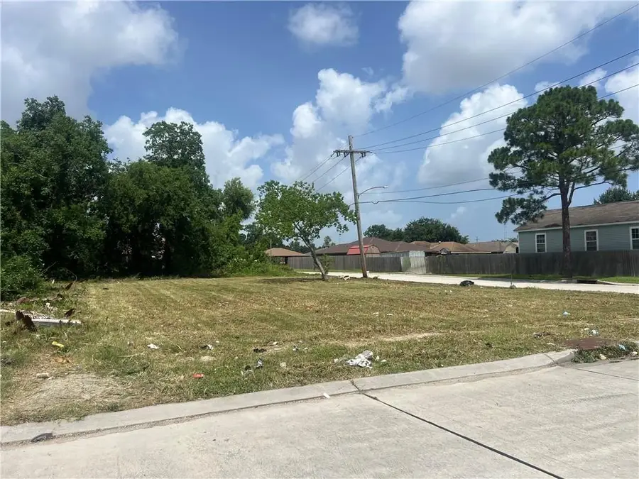 4638 Majestic Oaks Drive, New Orleans, LA 70126 - #2