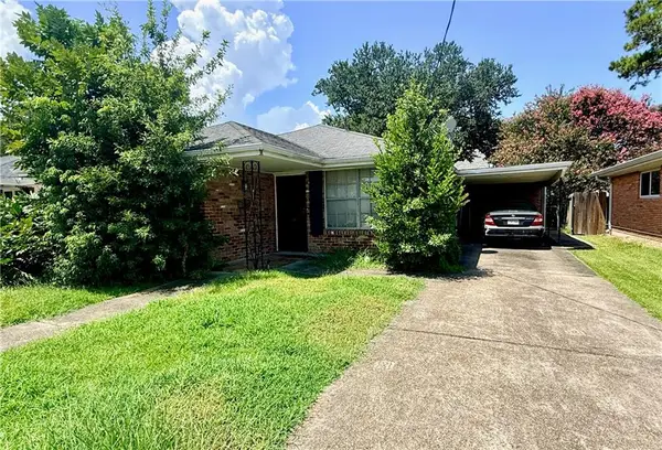 3112 Metairie Court, Metairie, LA 70002