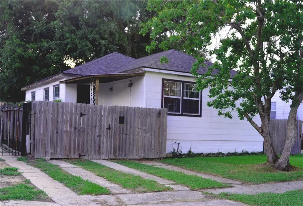 5548 Cameron Boulevard, New Orleans, LA 70122 - #1
