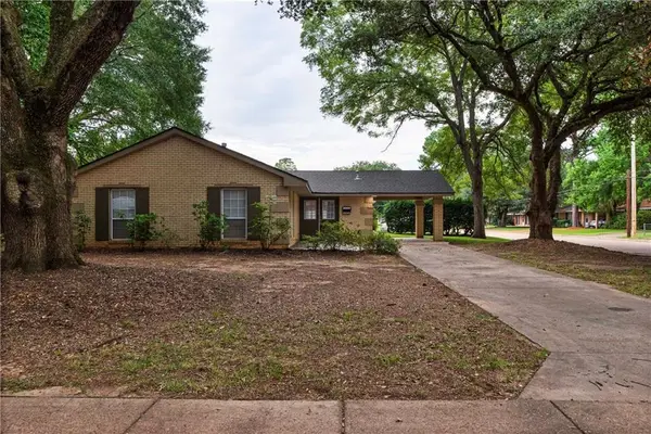 740 Highpoint Court, Alexandria, LA 71303