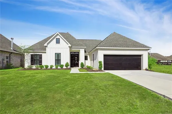 2037 White Dove Drive, Madisonville, LA 70447
