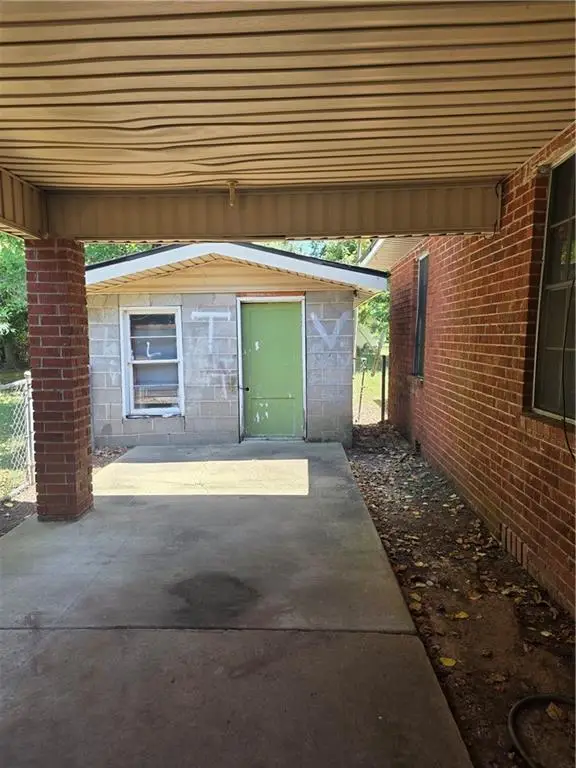 727 Douglas Street, Alexandria, LA 71302 - #3