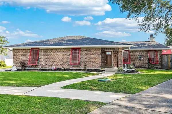 22 Grandbay Court, Kenner, LA 70065