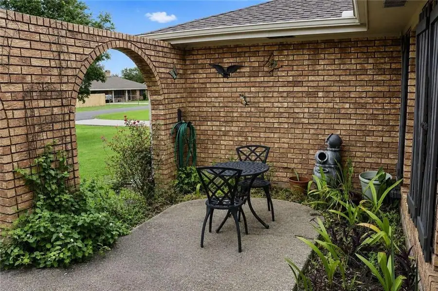 700 Oak Lane, Thibodaux, LA 70301 - #2