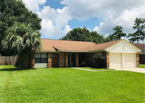 802 Lake Arthur Court, Slidell, LA 70461