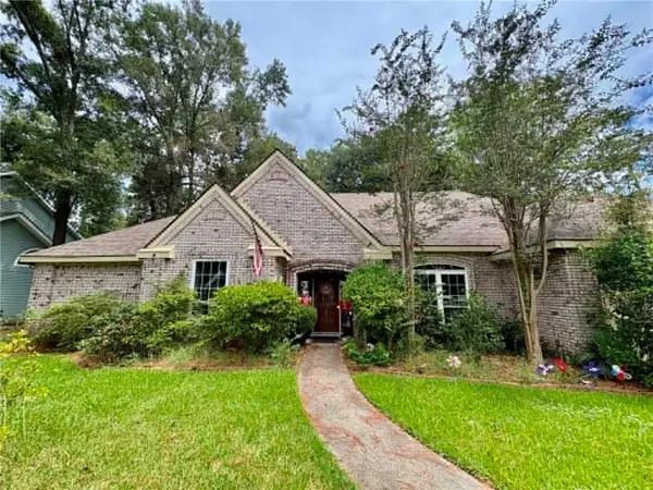 255 S Lotus Drive, Mandeville, LA 70471