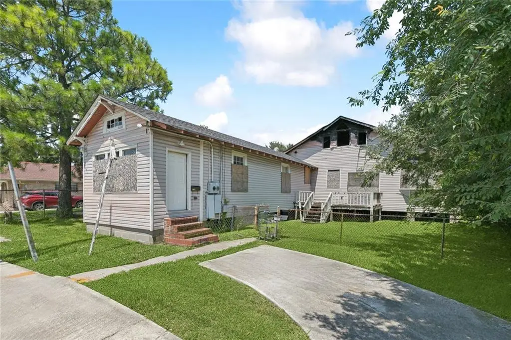 8915 S Claiborne Avenue, New Orleans, LA 70118 - #1