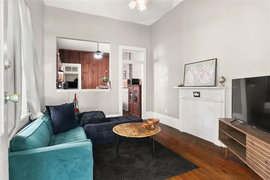 2217 Valence Street, New Orleans, LA 70115 - #3