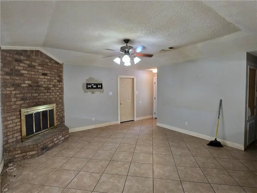 2405 Williamsburg Drive, La Place, LA 70068 - #2