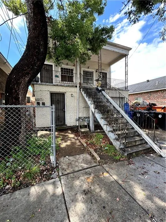 2922 Louisiana Avenue, New Orleans, LA 70115