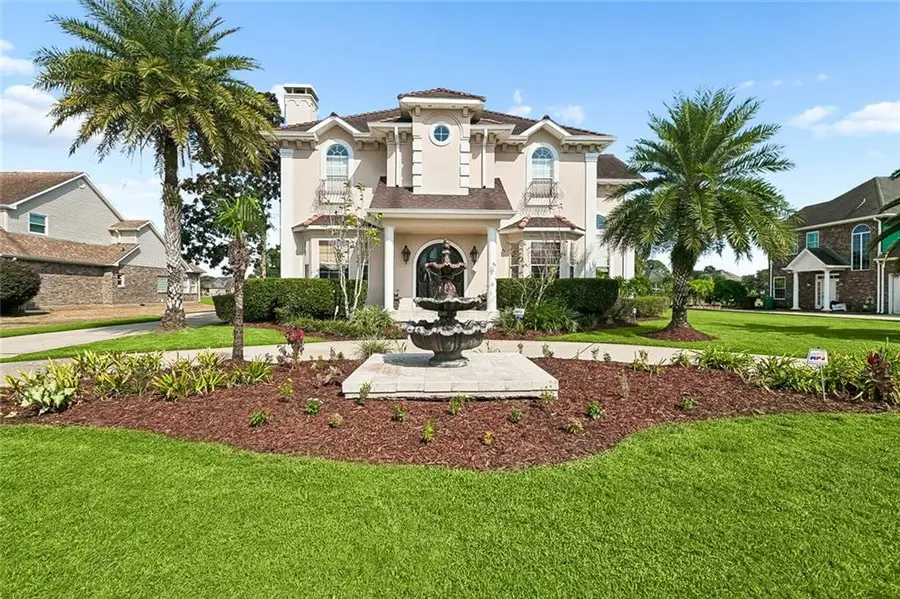 3709 Lake Michel Court, Gretna, LA 70056 - #3