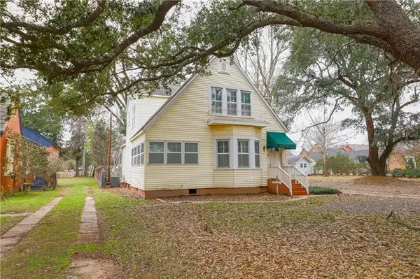 300 Williams Avenue, Natchitoches, LA 71457