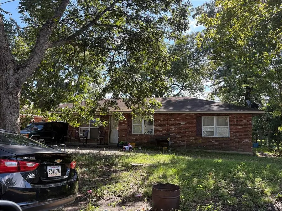 426 Green Street, Marksville, LA 71351 - #3