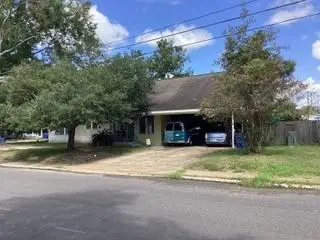 126 S 9th Street, Oakdale, LA 71463