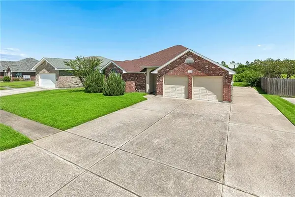 2356 Country Club Drive, La Place, LA 70068