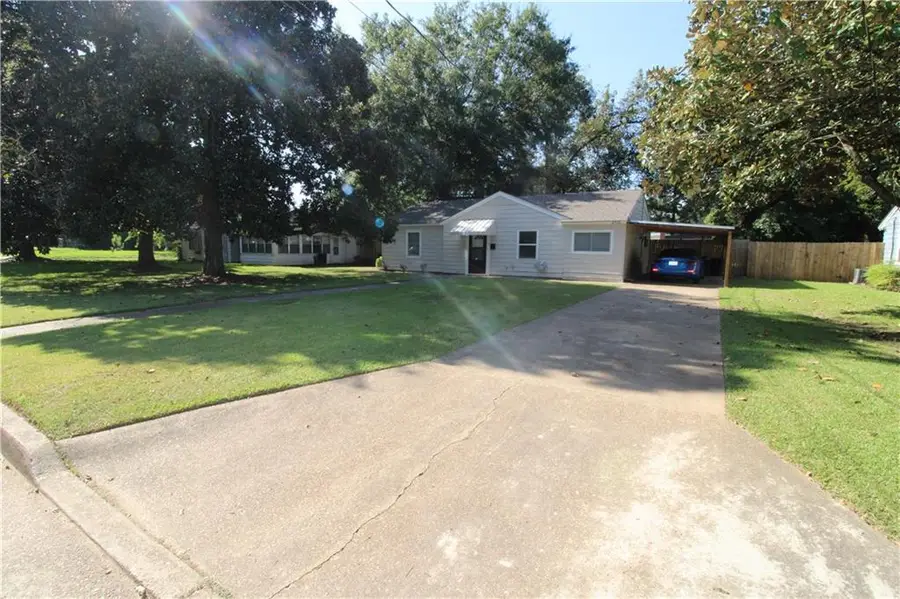 2016 Shirley Park Place, Alexandria, LA 71301 - #2