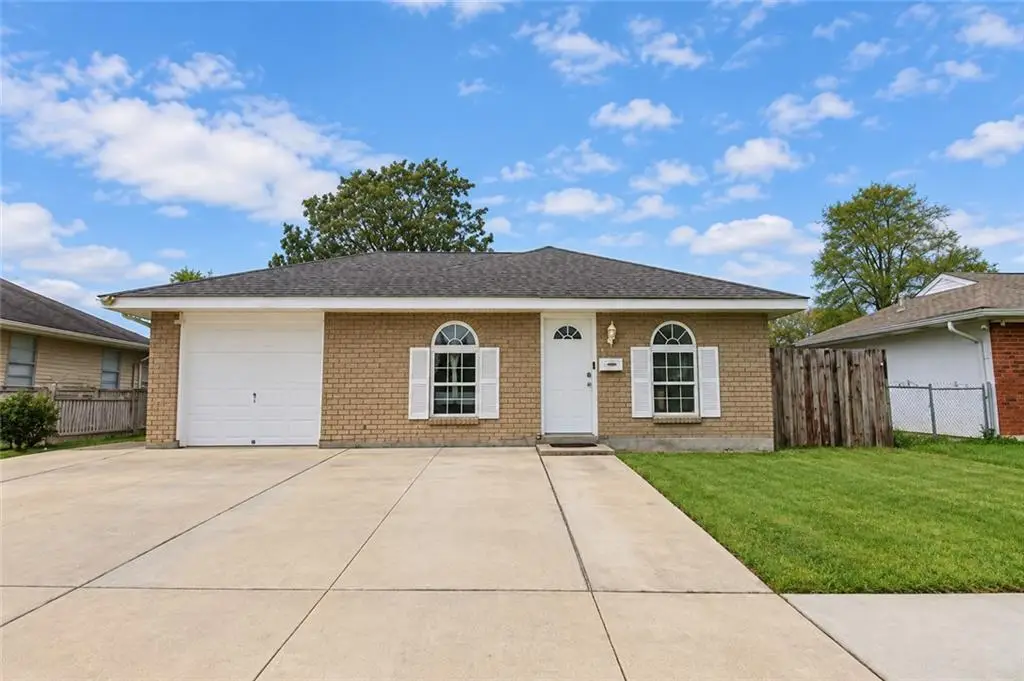 748 Oakwood Drive, Gretna, LA 70056 - #1