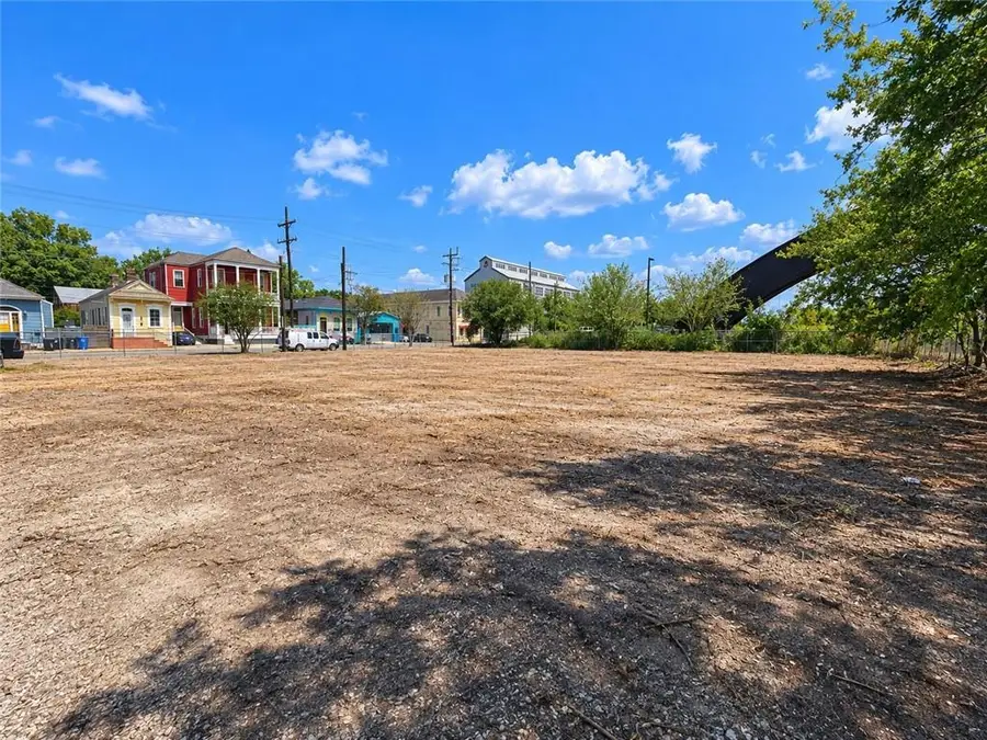 3210-20 Chartres Street, New Orleans, LA 70117 - #3