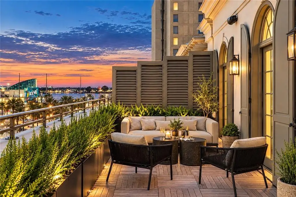 416 Common Street, New Orleans, LA 70130 - #1