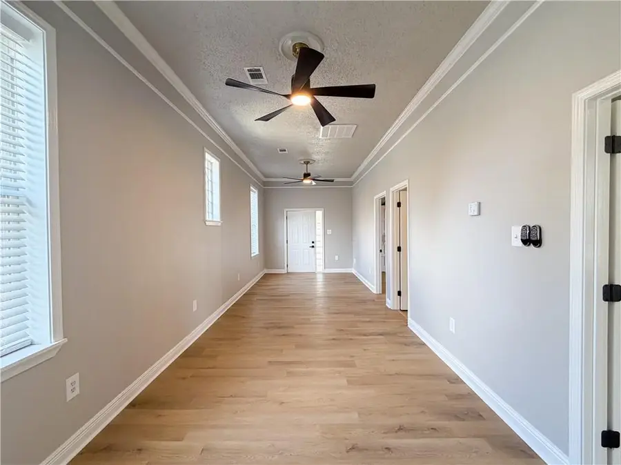 565 S 6th Street, Ponchatoula, LA 70454 - #2
