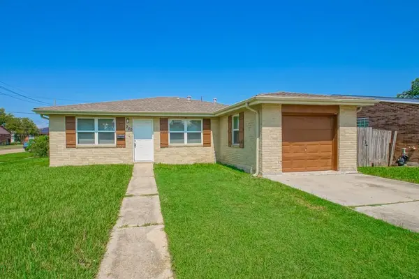 200 Holy Cross Place, Kenner, LA 70065