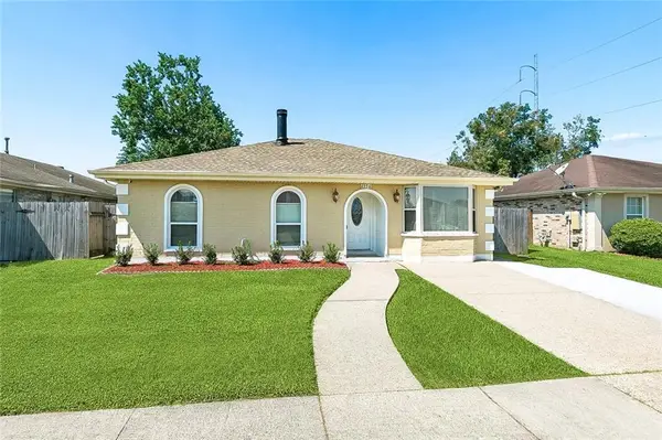 4956 Meadow Bank Street, New Orleans, LA 70128