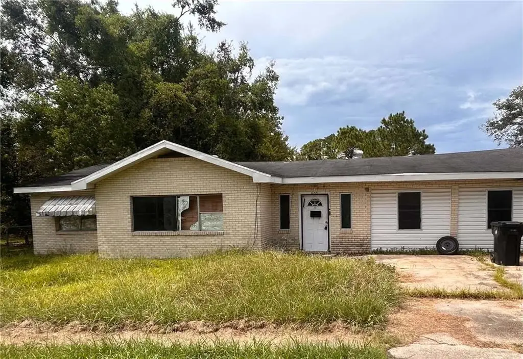 605 Pellerin Street, Jeanerette, LA 70544 - #1