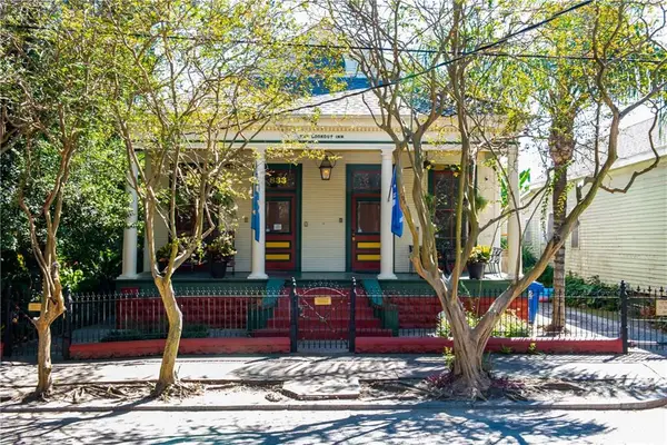 833 Poland Avenue, New Orleans, LA 70117
