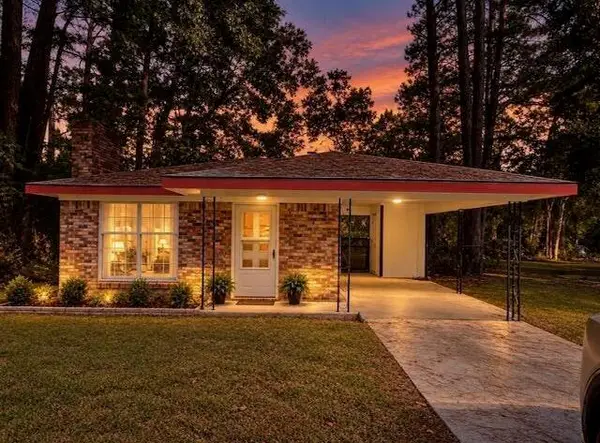 1207 S 11th Street, Leesville, LA 71446