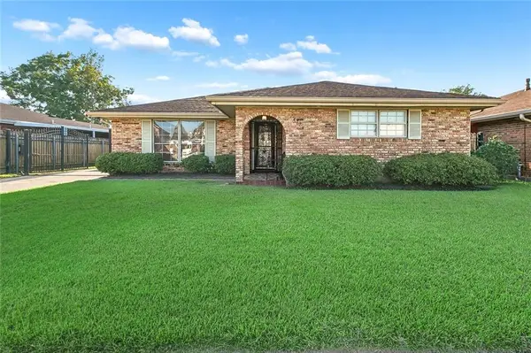 4726 Charlmark Drive, New Orleans, LA 70127
