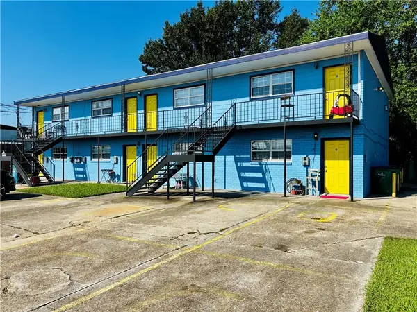 864 Carmadelle Street, Marrero, LA 70072
