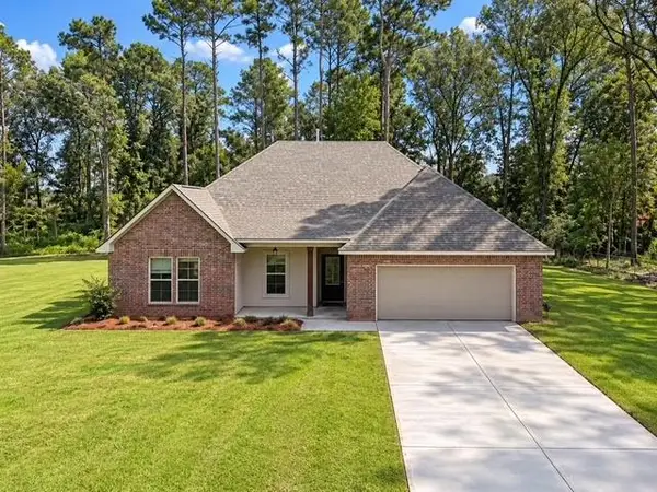 41040 Duvic Lane, Ponchatoula, LA 70454