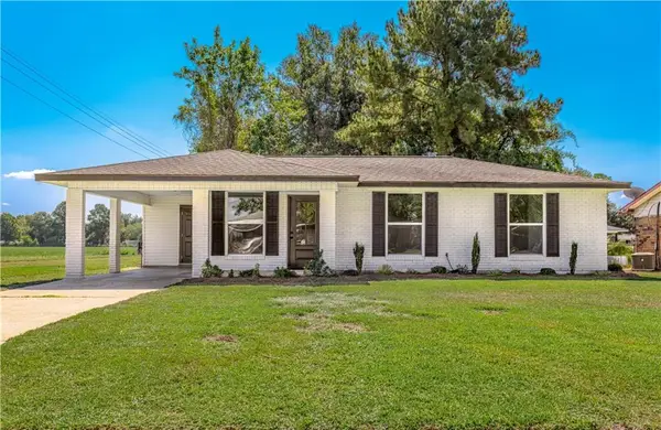 5503 Larkspur Drive, Alexandria, LA 71303
