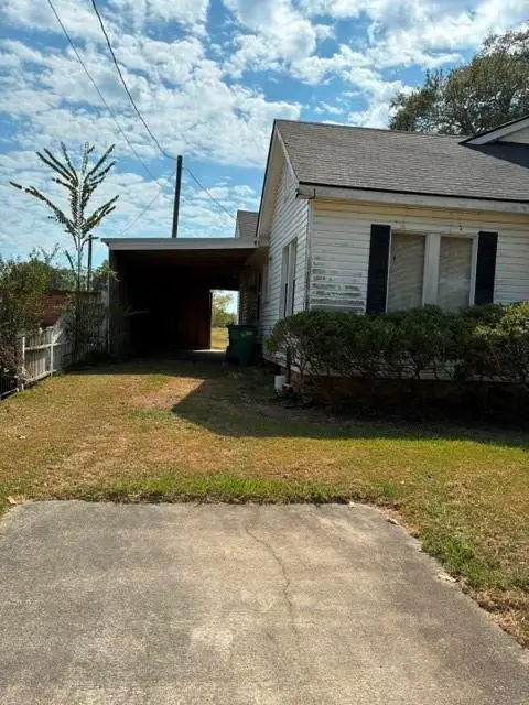 902 Center Street, Winnfield, LA 71483 - #2