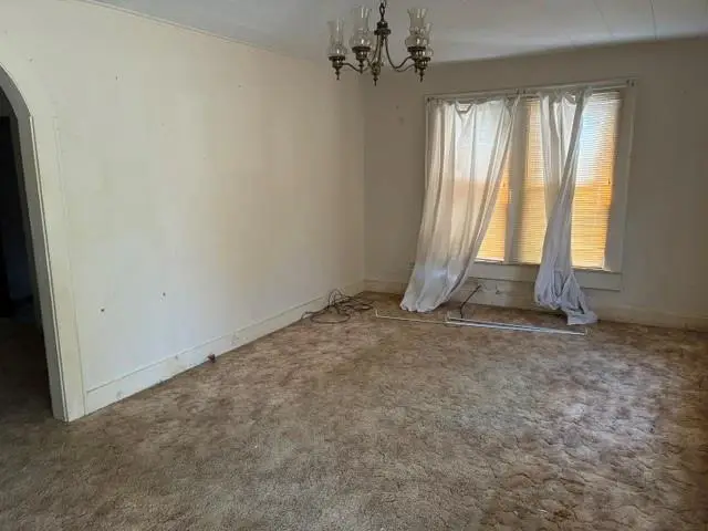 902 Center Street, Winnfield, LA 71483 - #3